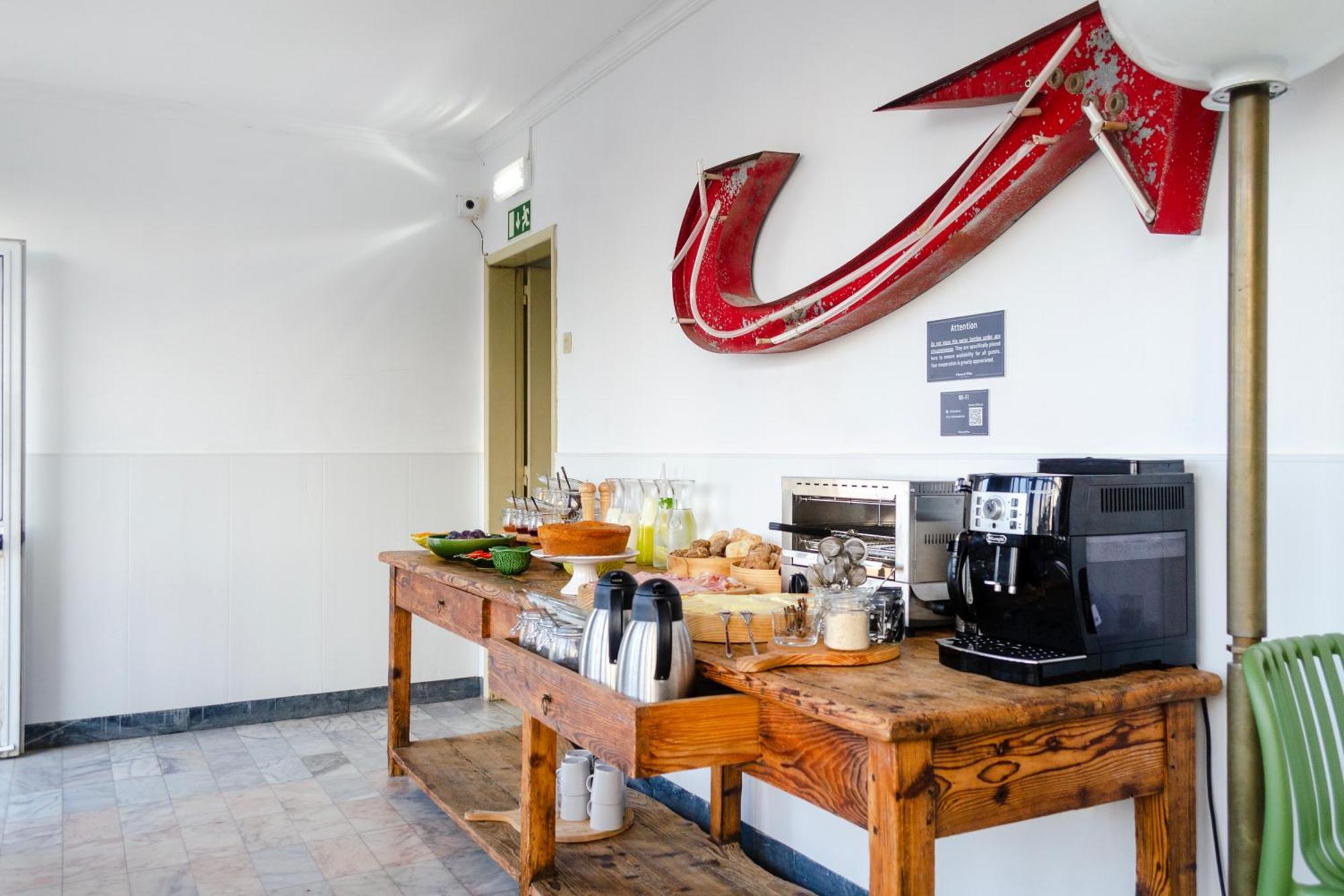 Cheese & Wine Lapa Hotel Lisbon Luaran gambar